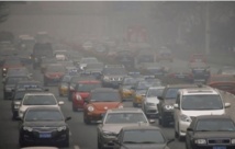 A Pékin, des brigades antipollution débordées par leur tâche A Pékin, des brigades antipollution débordées par leur tâche
