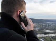 Le débat est relancé sur les dangers des téléphones portables Le débat est relancé sur les dangers des téléphones portables