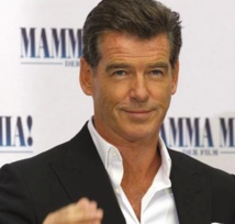 Les grands-parents les plus cool d’Hollywood : Pierce Brosnan Les grands-parents les plus cool d’Hollywood : Pierce Brosnan