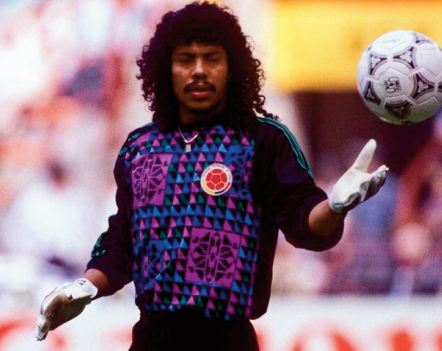Il y a 30 ans, Higuita dépoussiérait le poste de gardien Il y a 30 ans, Higuita dépoussiérait le poste de gardien