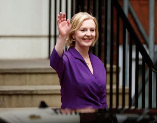 Boris Johnson s'en va. LizTruss arrive à Downing Street