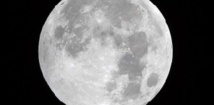 La Lune, née d'une collision entre la Terre et une météorite géante il y a 4,5 milliards d’années La Lune, née d'une collision entre la Terre et une météorite géante il y a 4,5 milliards d’années