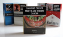Avertissements antitabac géants sur les paquets de cigarettes en Thaïlande Avertissements antitabac géants sur les paquets de cigarettes en Thaïlande