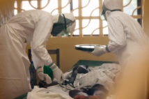 L'inquiétude face à la propagation du virus Ebola grandit dans le monde L'inquiétude face à la propagation du virus Ebola grandit dans le monde