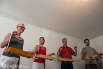 Le thérémine, une passion sans contact pour musiciens originaux Le thérémine, une passion sans contact pour musiciens originaux