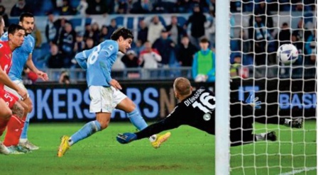 Petites victoires mais gros profits pour la Lazio et la Juventus Petites victoires mais gros profits pour la Lazio et la Juventus