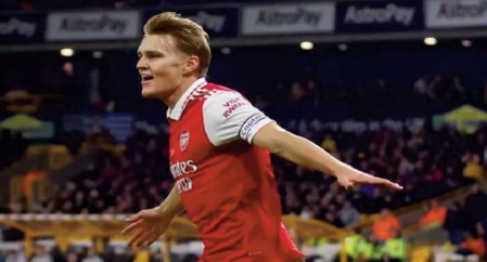 City laisse filer Arsenal, Newcastle enfonce Chelsea