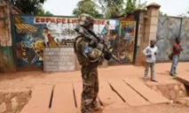 Une vingtaine de morts dans des affrontements en Centrafrique Une vingtaine de morts dans des affrontements en Centrafrique