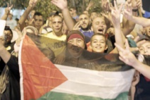 Les Palestiniens crient victoire Les Palestiniens crient victoire