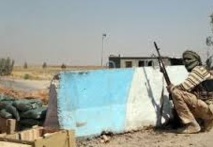 L'armée irakienne bombarde des jihadistes à Amerli L'armée irakienne bombarde des jihadistes à Amerli