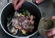 Après le chien, le chat, plat pour gourmets au Vietnam Après le chien, le chat, plat pour gourmets au Vietnam