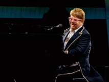 Elton John à Glastonbury le 25 juin pour un dernier concert au Royaume-Uni Elton John à Glastonbury le 25 juin pour un dernier concert au Royaume-Uni