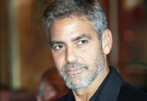 Clooney va porter à l’écran le scandale britannique des écoutes téléphoniques