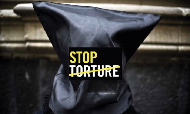 Amnesty remet une pétition contre la torture à Ramid et organise un sit- in devant le Parlement