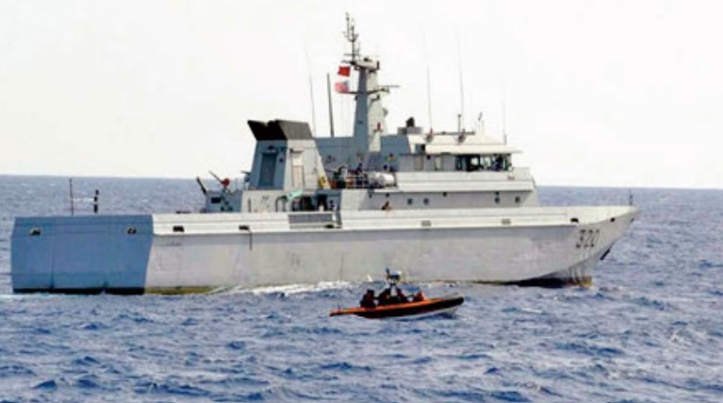 La Marine Royale porte assistance à un voilier en difficulté au large de Larache