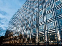 L'IMA de Paris se veut vitrine de l'art contemporain arabe L'IMA de Paris se veut vitrine de l'art contemporain arabe