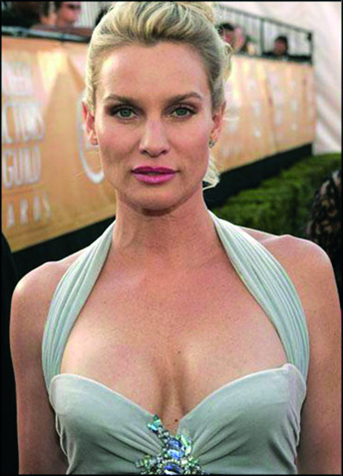Les démêlés judiciaires de stars : Nicollette Sheridan Les démêlés judiciaires de stars : Nicollette Sheridan