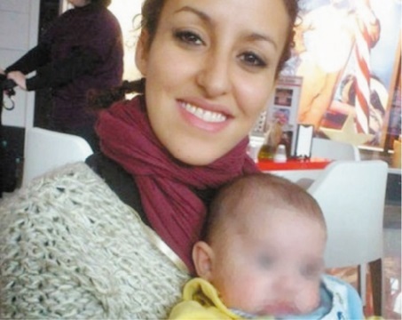 Une jeune sahraouie de nationalité espagnole séquestrée par le Polisario à Tindouf Une jeune sahraouie de nationalité espagnole séquestrée par le Polisario à Tindouf