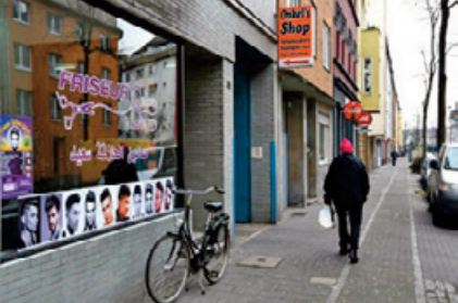 "L'avenue des Marocains" à Düsseldorf baptisée en langue arabe "L'avenue des Marocains" à Düsseldorf baptisée en langue arabe