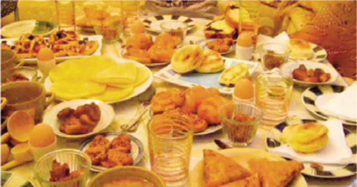 Ramadan: De la nourriture spirituelle à la surconsommation alimentaire Ramadan: De la nourriture spirituelle à la surconsommation alimentaire