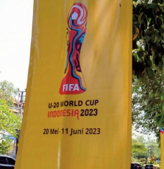 La Fifa retire à l'Indonésie l'organisation du Mondial des moins de 20 ans La Fifa retire à l'Indonésie l'organisation du Mondial des moins de 20 ans