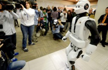 Insolite : Face-à-face futuriste Insolite : Face-à-face futuriste