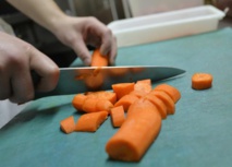 Pour contrer la violence en cuisine, de grands chefs français en quête d’une éthique Pour contrer la violence en cuisine, de grands chefs français en quête d’une éthique