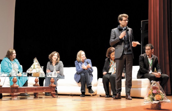 Quand les femmes investissent la politique Quand les femmes investissent la politique
