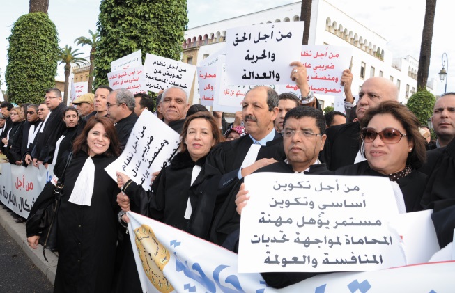 Les bâtonniers exhortent Benkirane à dialoguer avec les avocats Les bâtonniers exhortent Benkirane à dialoguer avec les avocats