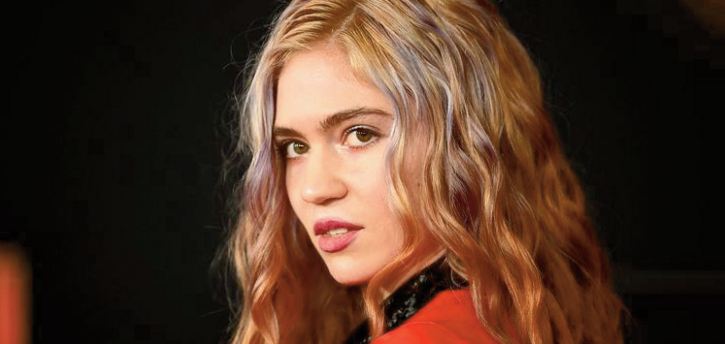 Grimes favorable à ce que sa voix serve à des chansons générées par l’intelligence artificielle