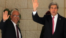 Rencontre entre John Kerry et Saëb Erakat à Londres Rencontre entre John Kerry et Saëb Erakat à Londres