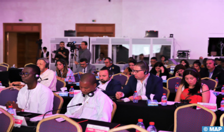 Le dialogue et l'ouverture Fondamentaux des relations internationales du Maroc Le dialogue et l'ouverture Fondamentaux des relations internationales du Maroc