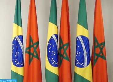Signature à Brasilia d'un mémorandum d’entente entre le CREMS et l’Ecole supérieure de défense du Brésil Signature à Brasilia d'un mémorandum d’entente entre le CREMS et l’Ecole supérieure de défense du Brésil