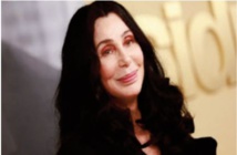 Cher se sent toujours très jeune après avoir fêté ses 77 ans Cher se sent toujours très jeune après avoir fêté ses 77 ans