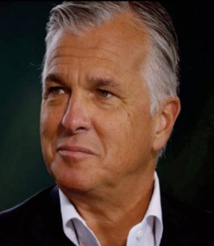 Sergio Ermotti. Intégrateur en chef du nouveau mastodonte bancaire suisse Sergio Ermotti. Intégrateur en chef du nouveau mastodonte bancaire suisse