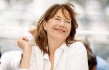 Pluie d’hommages à l’Anglaise devenue “icône française ” Pluie d’hommages à l’Anglaise devenue “icône française ”