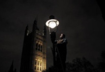 A Londres, les allumeurs de réverbères attisent les feux de l’Histoire A Londres, les allumeurs de réverbères attisent les feux de l’Histoire
