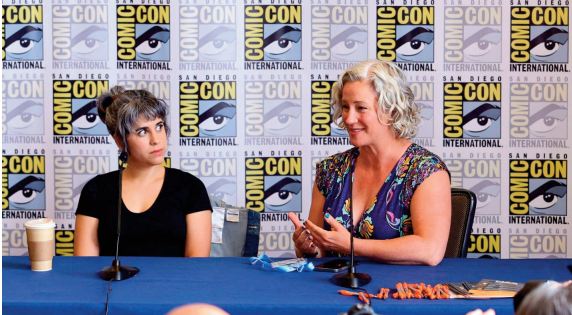 Au Comic-Con, l'IA inquiète les comédiens de doublage Au Comic-Con, l'IA inquiète les comédiens de doublage