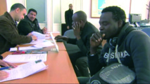 Les régularisations des migrants irréguliers ont triplé en six mois Les régularisations des migrants irréguliers ont triplé en six mois
