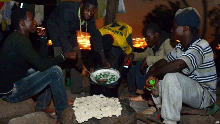 ​Fin de la lune de miel entre les autorités et les migrants irréguliers