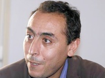 Les ONG dénoncent une politique migratoire à deux vitesses Les ONG dénoncent une politique migratoire à deux vitesses