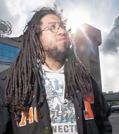 ​Avec «Karyane Bollywood», Yassine  Fennane met le cap sur le long métrage