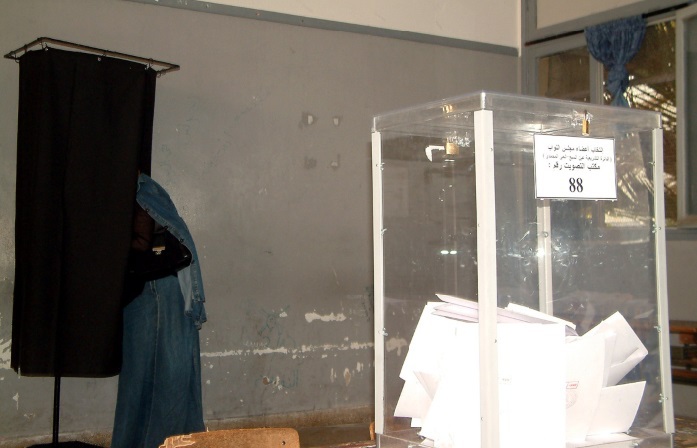 Le Cndh Propose Que Les Militaires Et Les Etrangers Aient Le