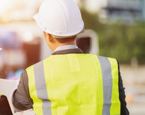 Les professionnels du BTP mobilisés pour la mise en œuvre du programme de réhabilitation et d'aide à la reconstruction dans les zones sinistrées Les professionnels du BTP mobilisés pour la mise en œuvre du programme de réhabilitation et d'aide à la reconstruction dans les zones sinistrées