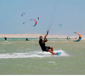 Dakhla, le paradis des amateurs des sports nautiques de glisse Dakhla, le paradis des amateurs des sports nautiques de glisse