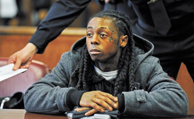 Un appel anonyme annonce la mort de quatre personnes dans la maison de Lil Wayne Un appel anonyme annonce la mort de quatre personnes dans la maison de Lil Wayne