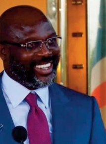 George Weah. Le footballeur prodige devenu président, en quête d' un deuxième mandat