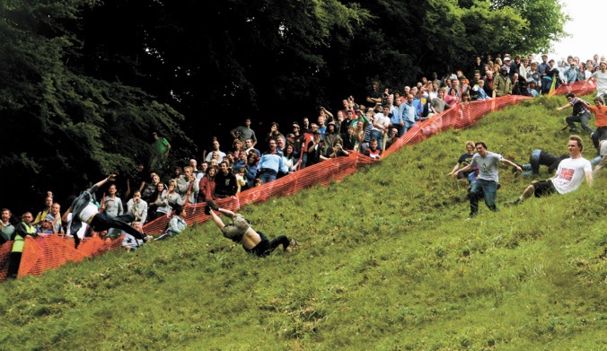 Les festivals à voir une fois dans sa vie : Festival cooper's hill cheese-rolling (Grande-Bretagne) Les festivals à voir une fois dans sa vie : Festival cooper's hill cheese-rolling (Grande-Bretagne)