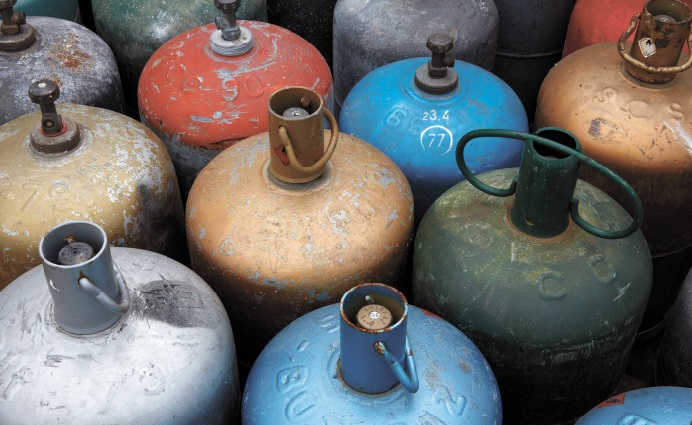 Valse-hésitation gouvernementale à propos de la décompensation du gaz butane Valse-hésitation gouvernementale à propos de la décompensation du gaz butane