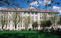Renforcer la coopération entre l'Université de Bucarest et les établissements universitaires marocains Renforcer la coopération entre l'Université de Bucarest et les établissements universitaires marocains